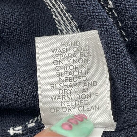 NWT J. Jill Navy/Cream Diagonal Stripe Crew Neck Top Size Small - Picture 11 of 11